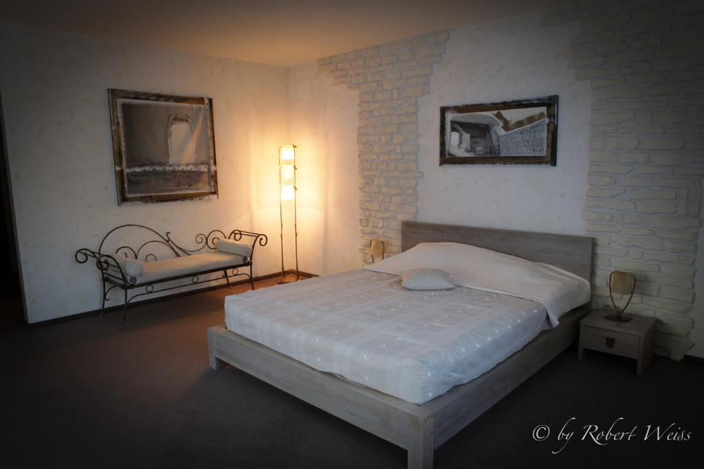 Pensiunea Vlahia Inn Moeciu De Sus Exterior photo